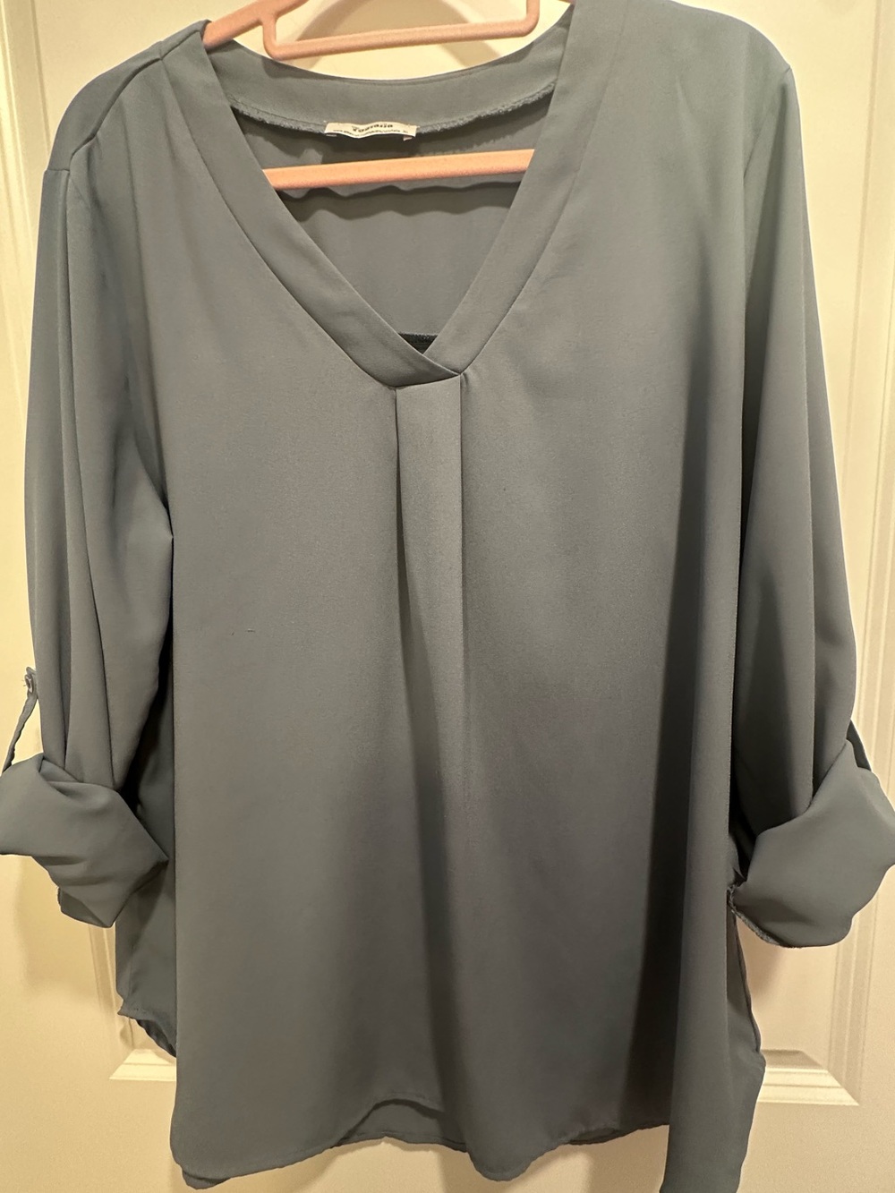 Youtalia Dusty Blue V-Neck Roll Tab Sleeve Blouse Size XL